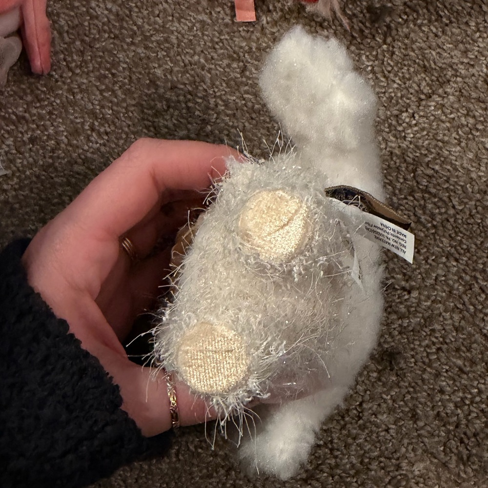 Plush Cream Fuzzy Doll Keychain with Teal Eyes - Picture 4 of 4